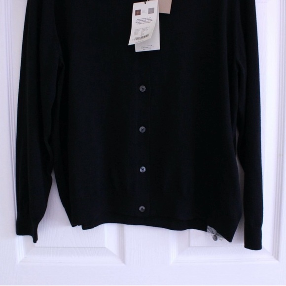 Burberry Uniform Button Front Black 100% Merino Wool Classic Cardigan - Picture 3 of 12